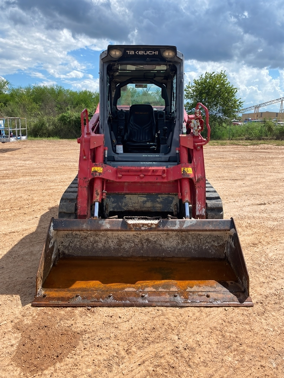 2022 Takeuchi TL12V2-CR Compact Track Loader - Image 3