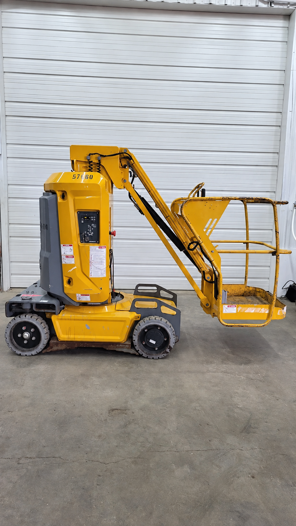2016 Haulotte Star 22J  Vertical Mast Boom Lift