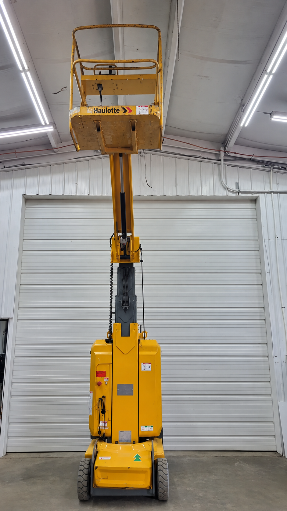 2016 Haulotte Star 22J  Vertical Mast Boom Lift - Image 2