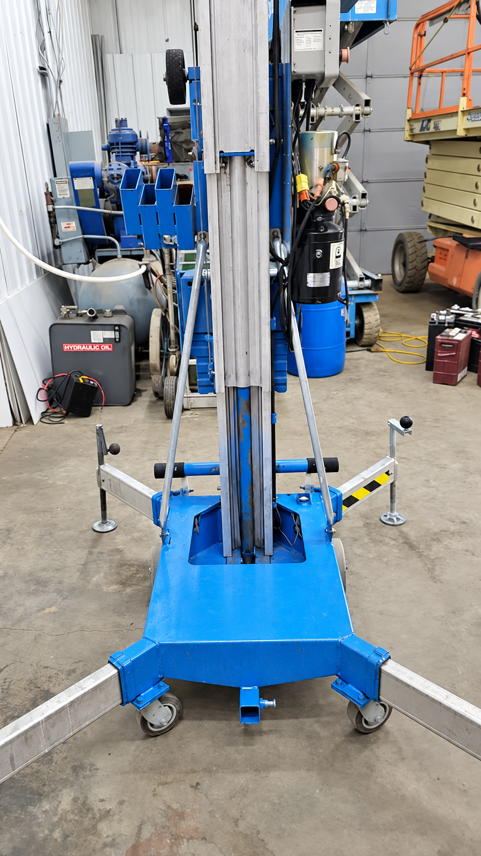 Genie AWP 24 Vertical Mast Personnel Lift - Image 4
