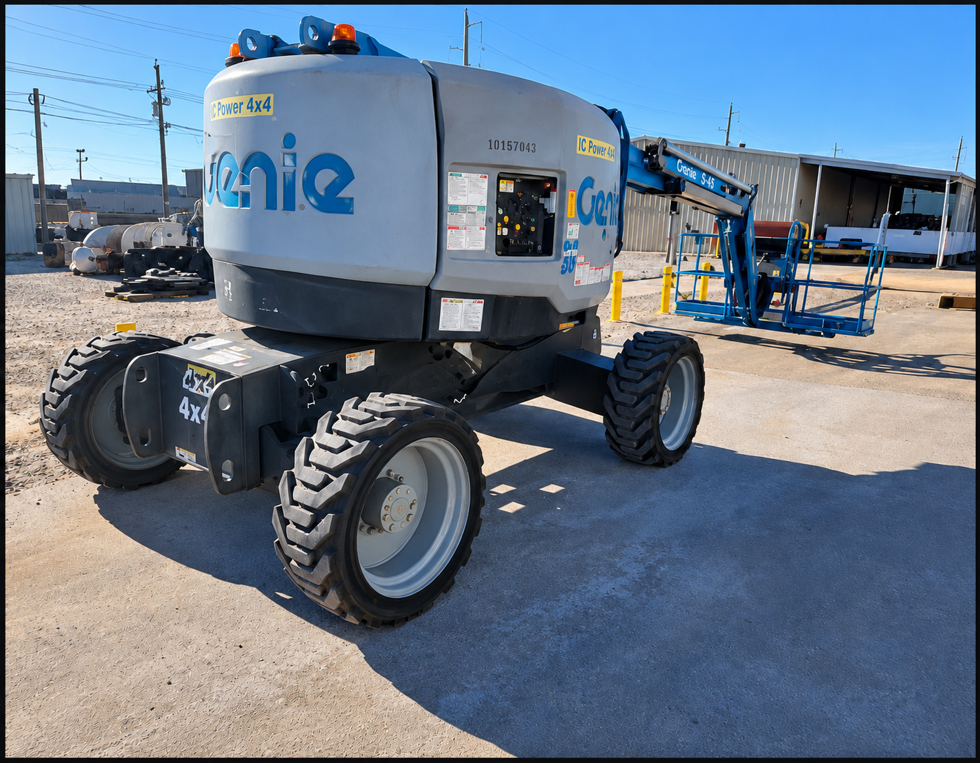 2016 Genie Z-62/40J Articulating Boom Lift - Image 2