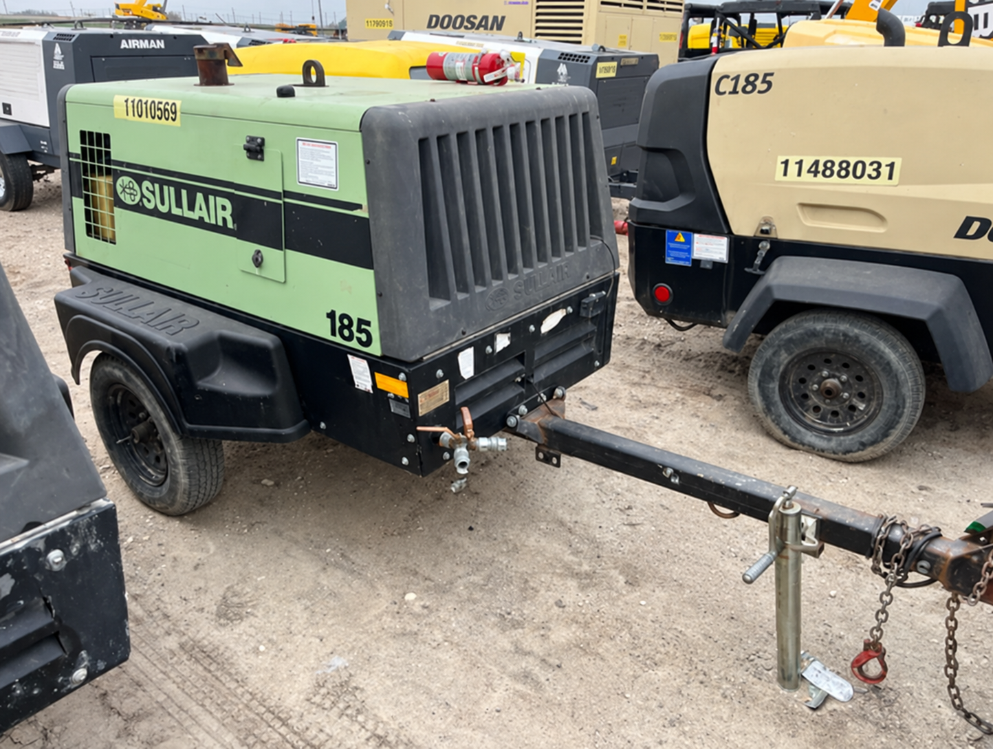 2019 Sullair 185DPQ-KU-T3 Portable Air Compressor - Image 4