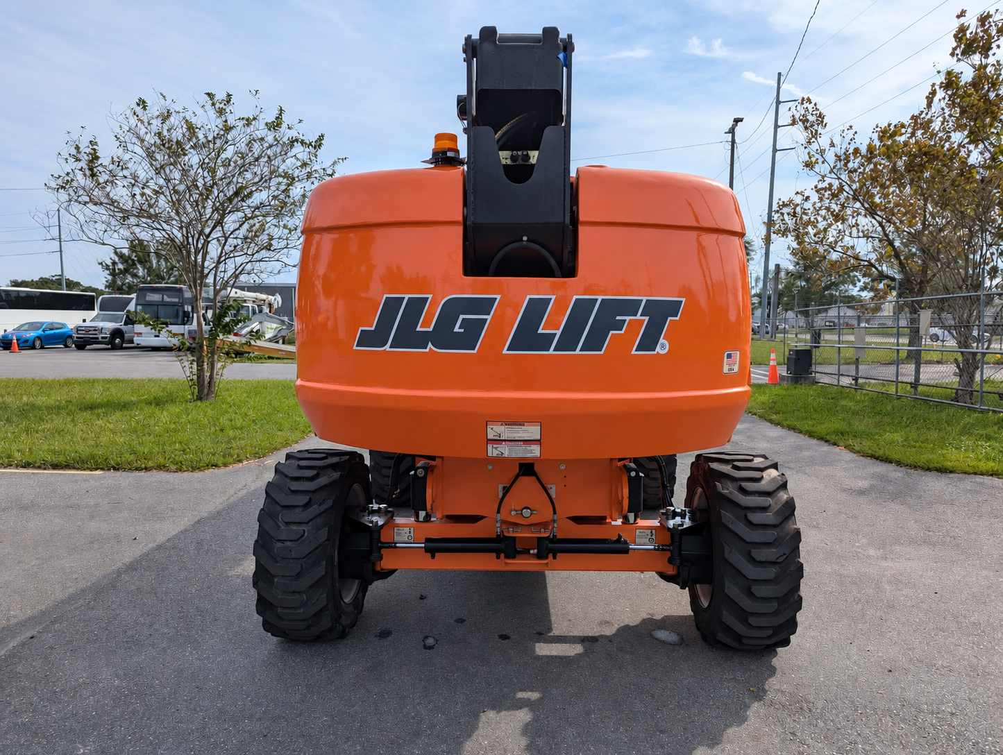 2017 JLG 660SJ Telescopic Boom Lift - Image 4