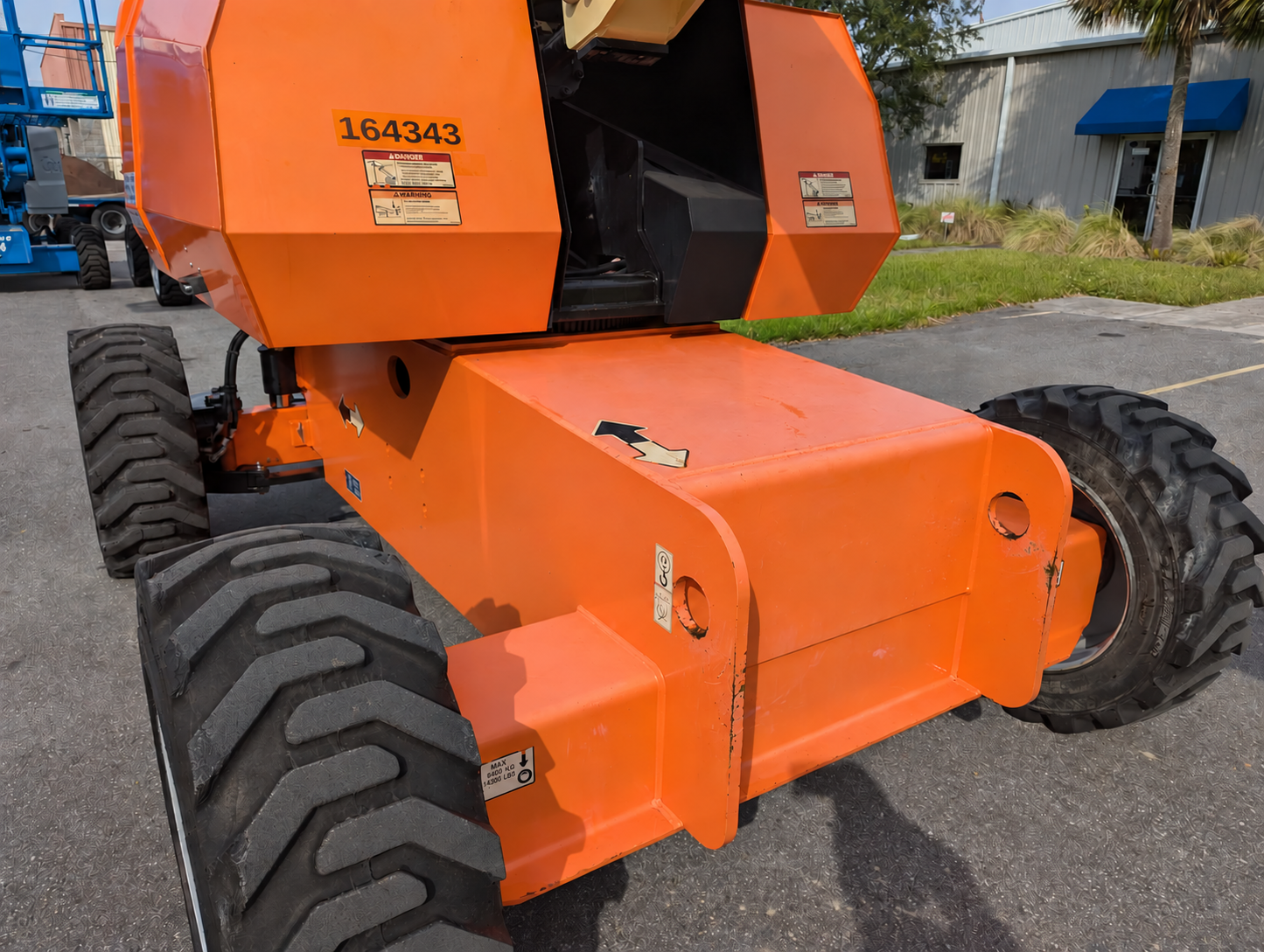 2017 JLG 660SJ Telescopic Boom Lift - Image 7