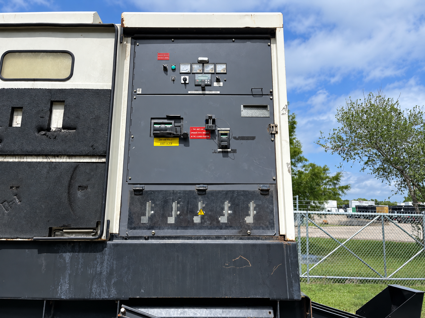 2013 Atlas Copco QAS600 Trailer Mounted Diesel Generator – Tier 2 - Image 12