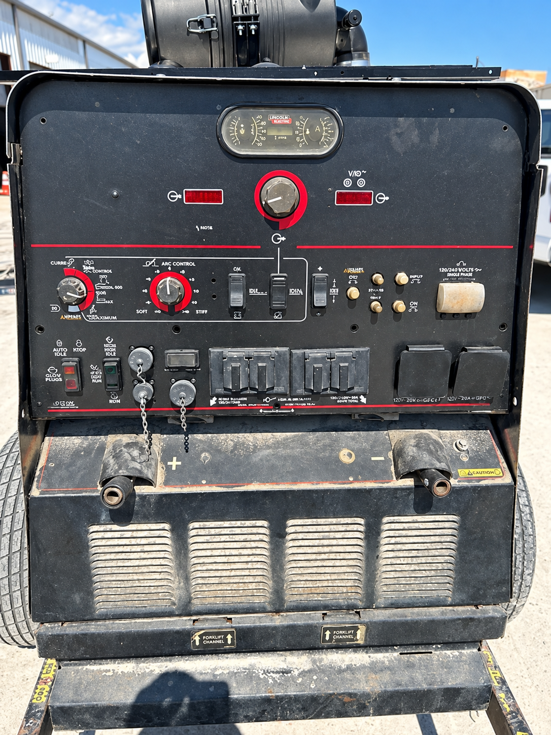 2019 Lincoln Vantage 549 Engine-Driven Welder/Generator - Image 5