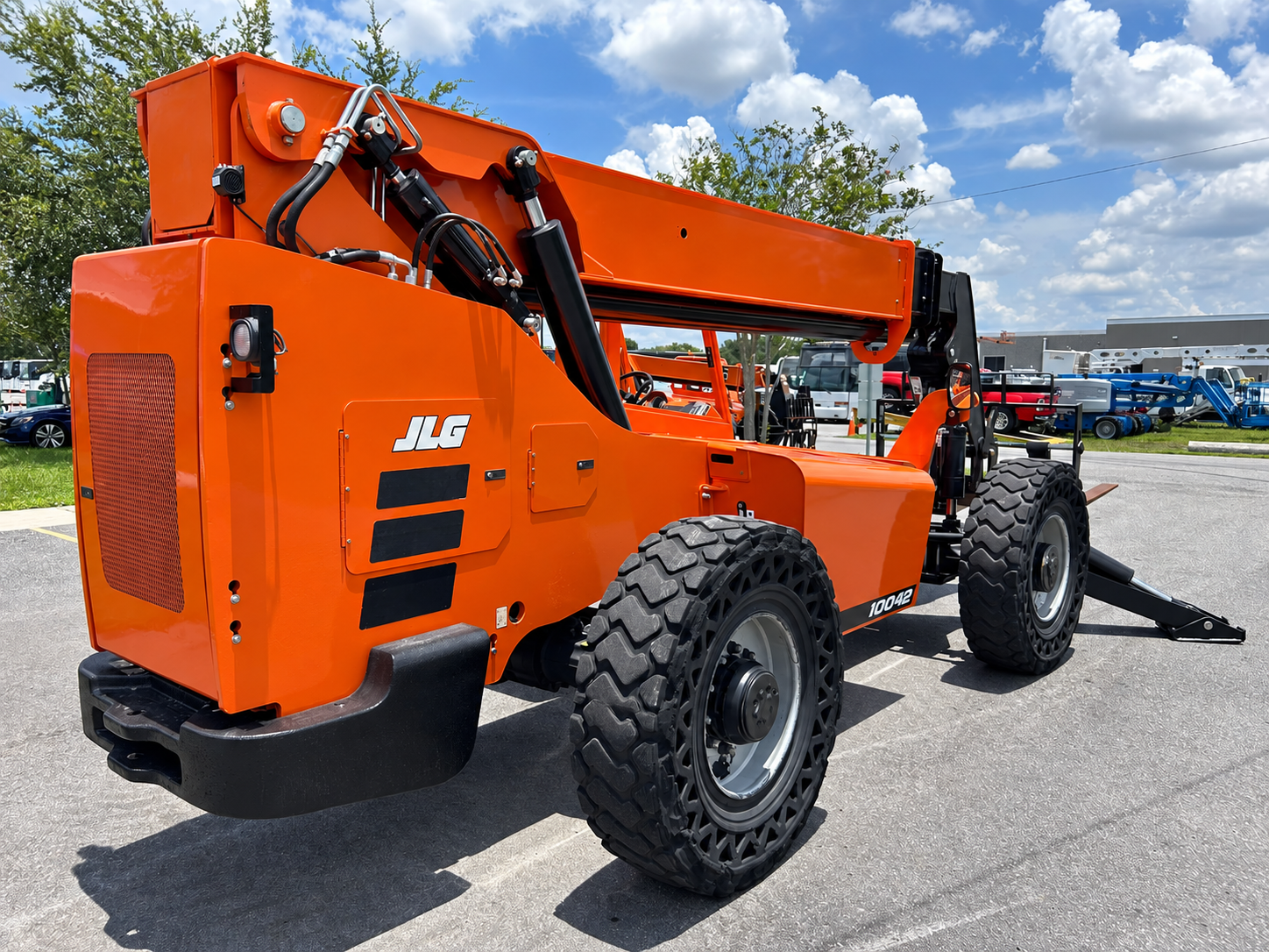 2019 JLG 10042 Telehandler - Image 5