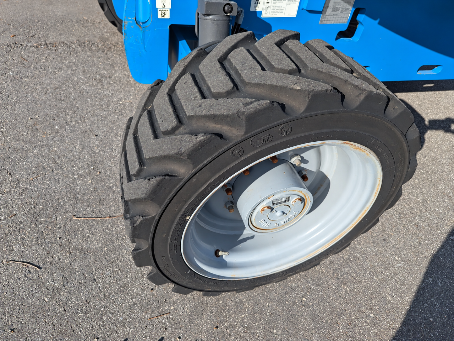 2014 Genie Z-45/25J RT Articulating Boom Lift - Image 6