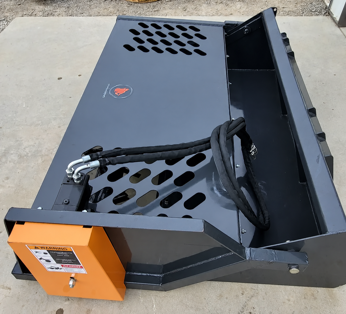 Wolverine Hydraulic Rock Rake Attachment - Image 3