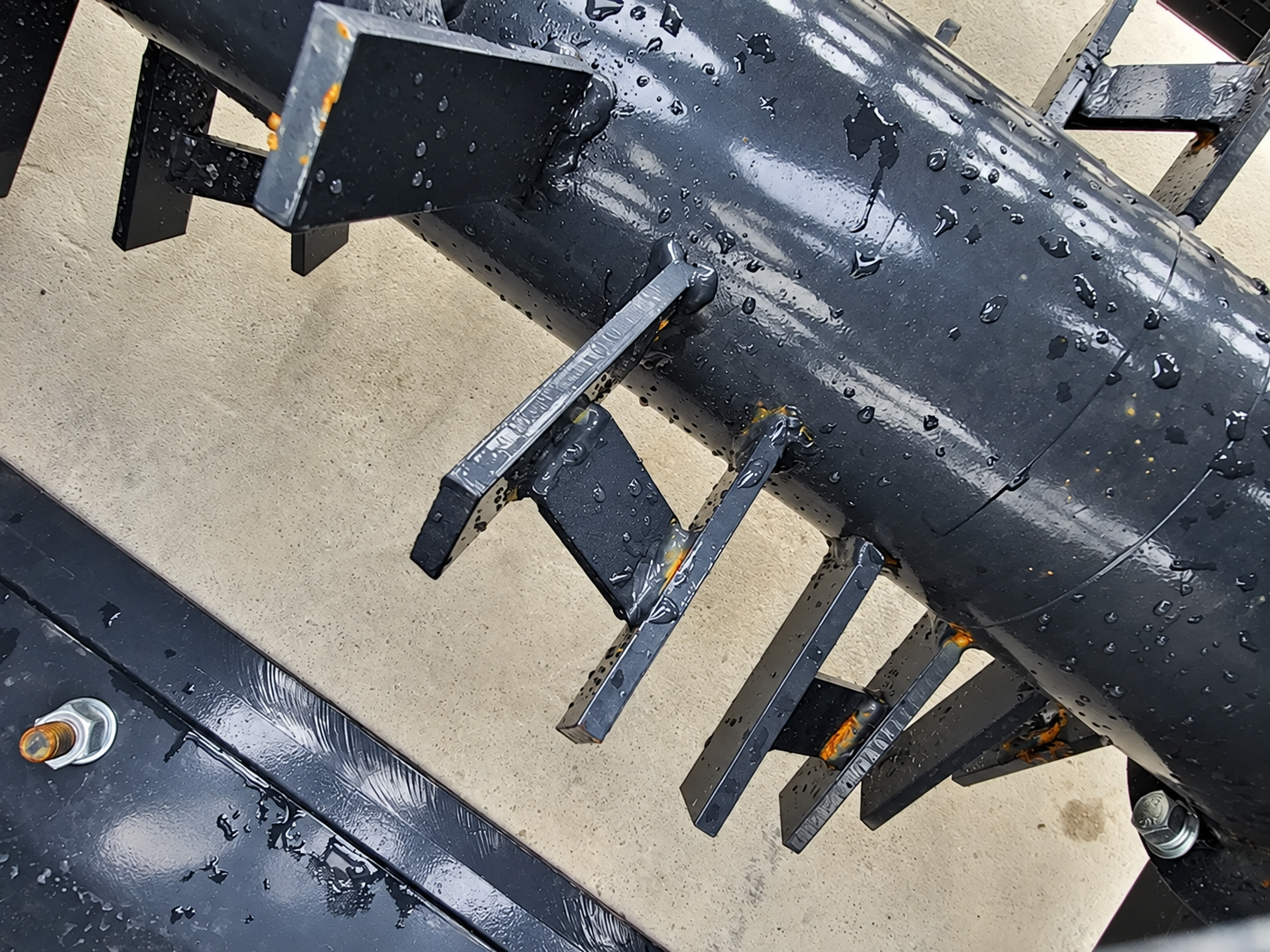 Wolverine Hydraulic Rock Rake Attachment - Image 4