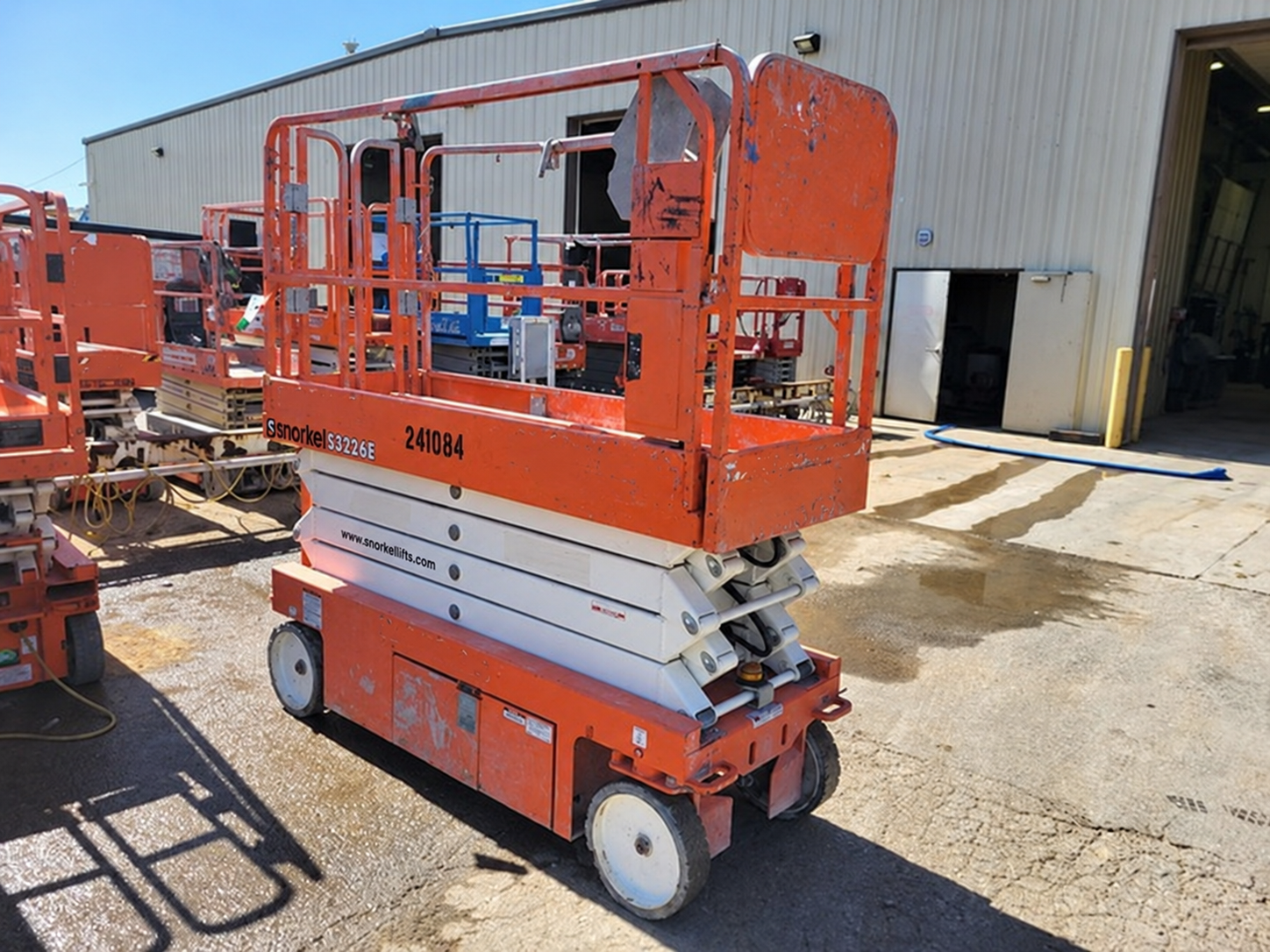 2019 Snorkel S3226E Electric Scissor Lift - Image 4
