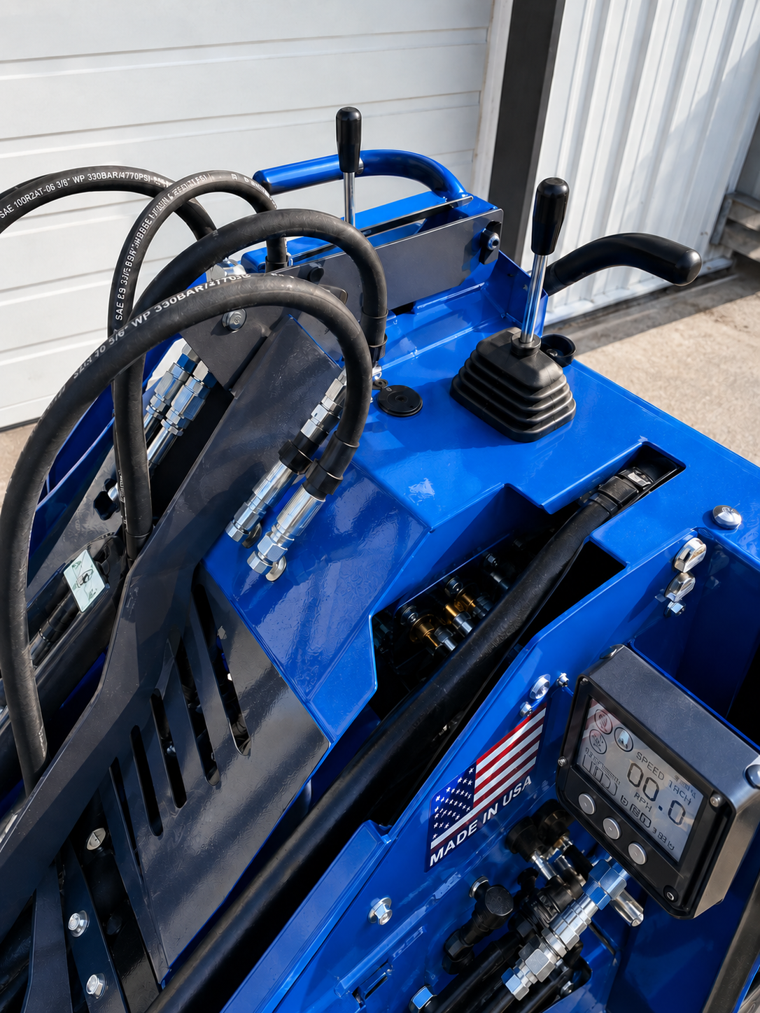 Unused AGT MX-MRW14 Mini Skid Steer - Image 2