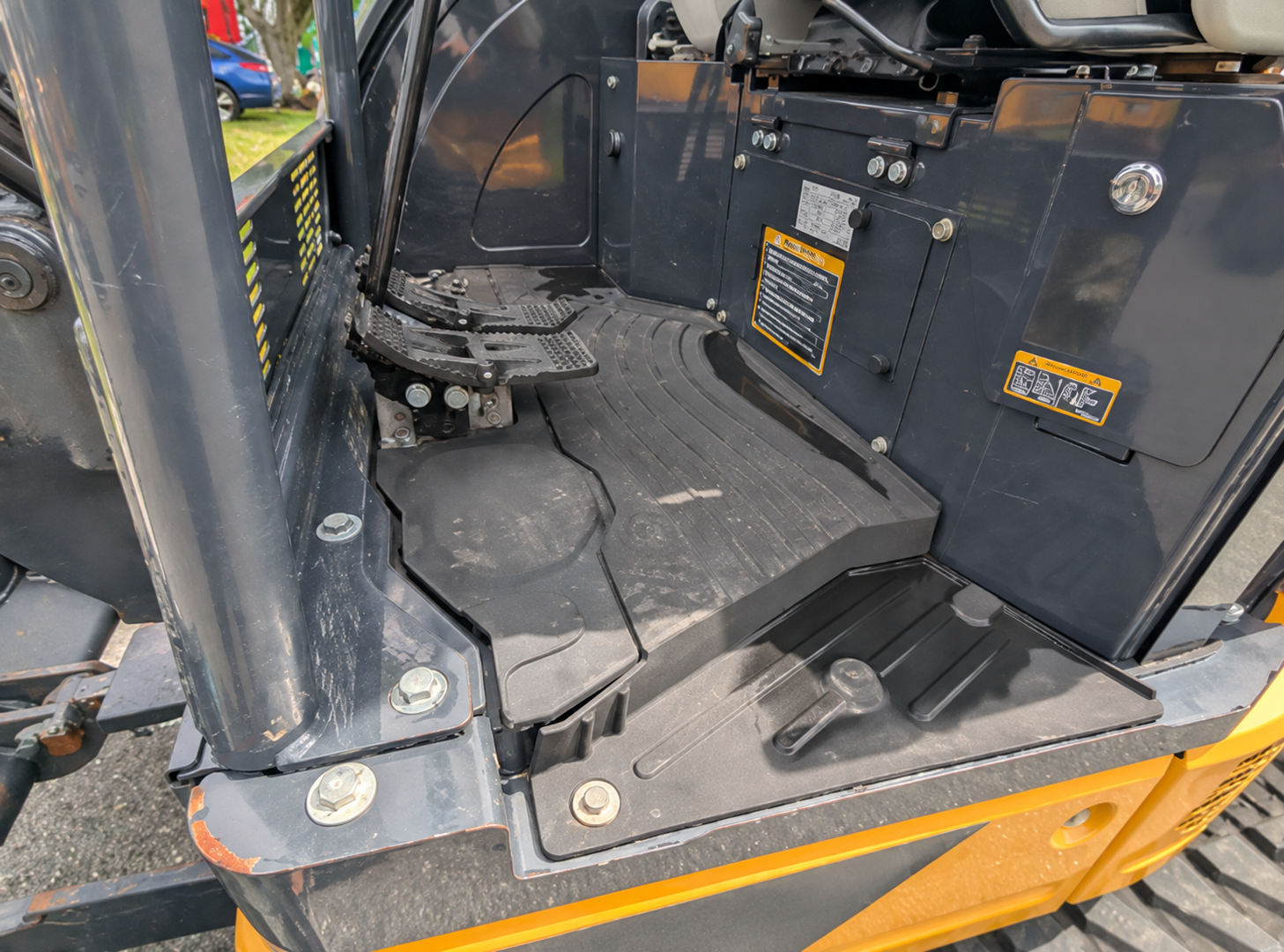 2021 John Deere 26G Mini Excavator - Image 10