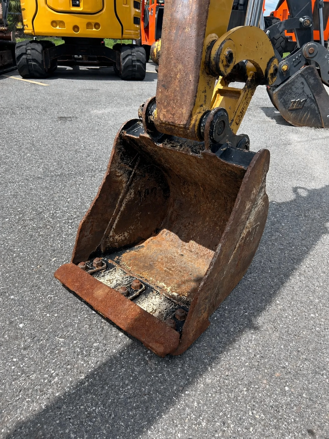 2022 Caterpillar 302.7 DCR - Image 6