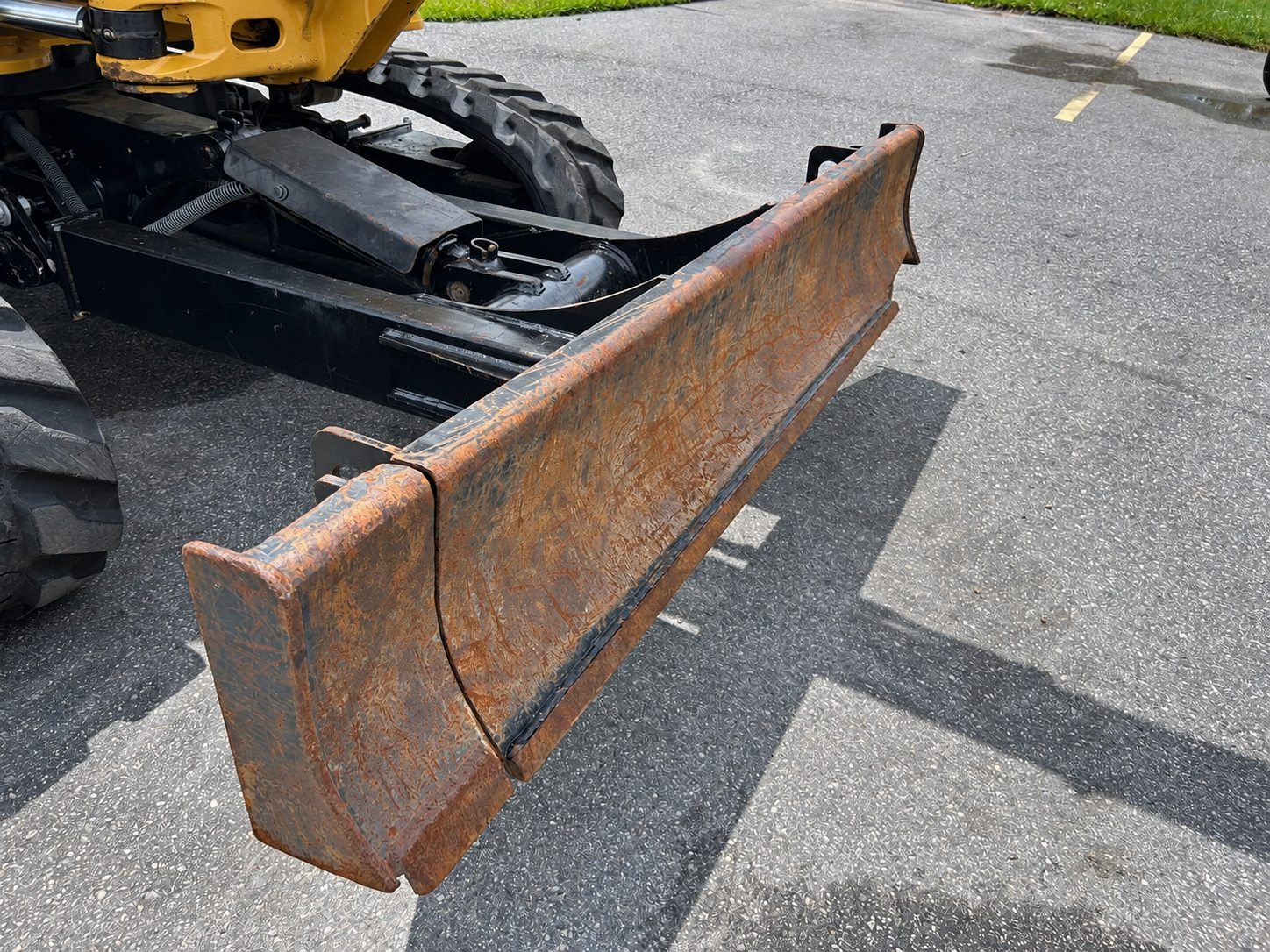 2022 Caterpillar 302.7 DCR - Image 7