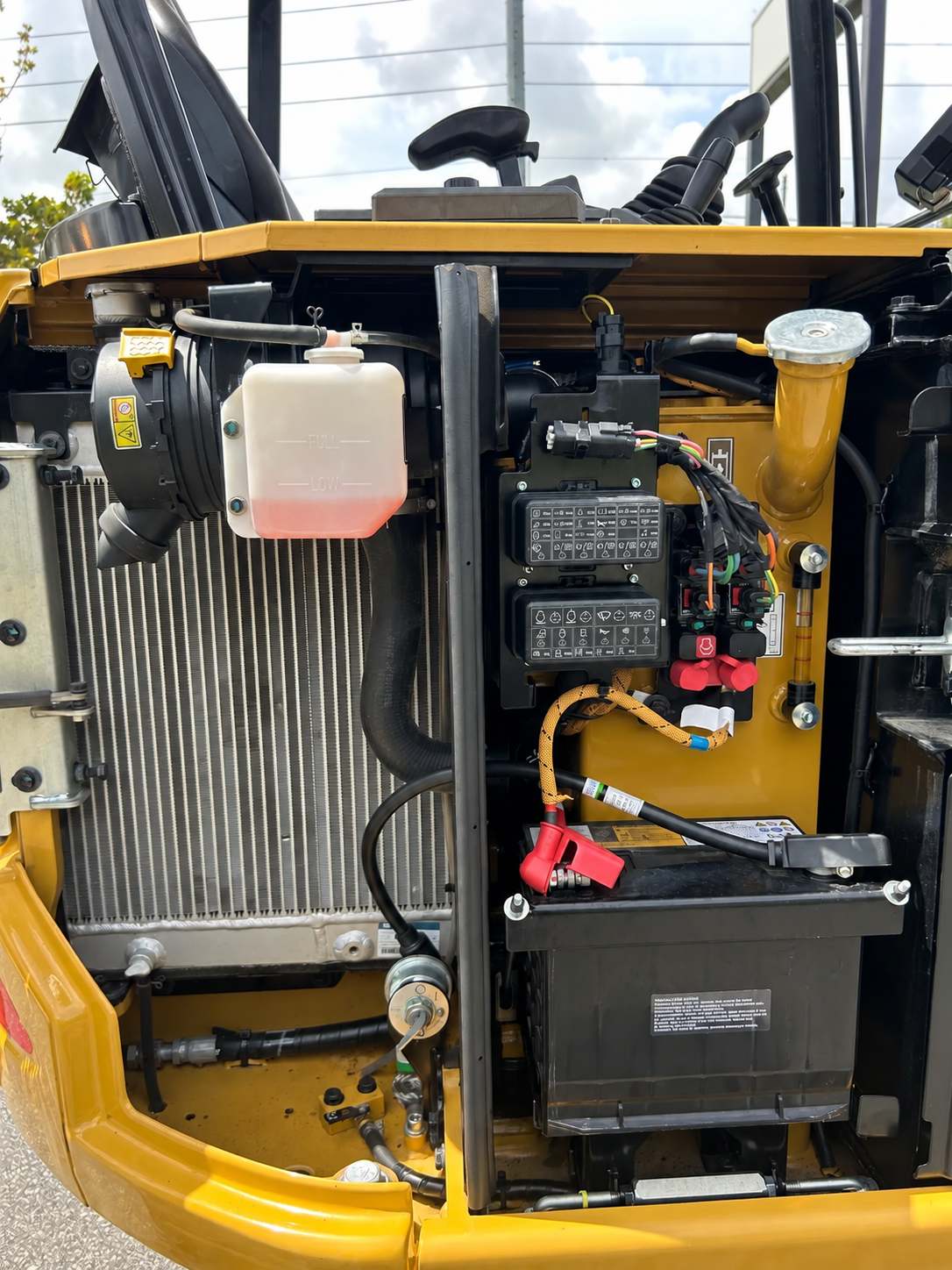 2022 Caterpillar 302.7 DCR - Image 11