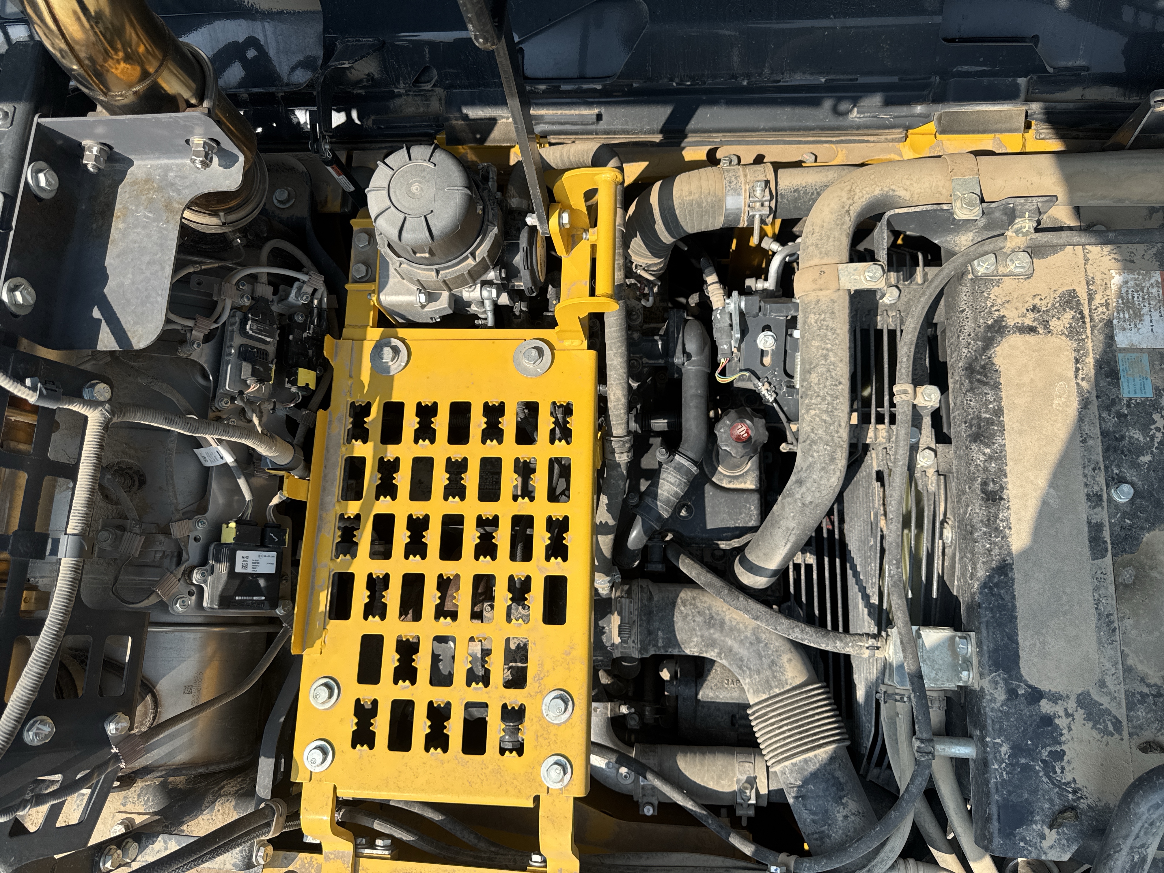 2022 Komatsu PC210LCI-11 - Image 17