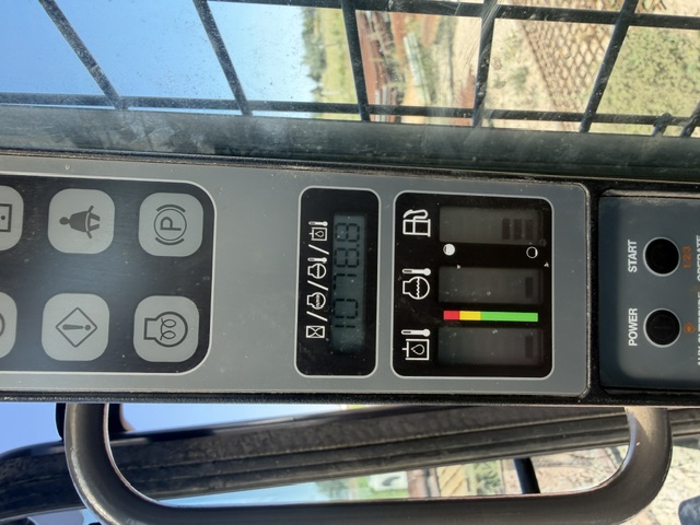 2019 Case SR210 Skid Steer - Image 14