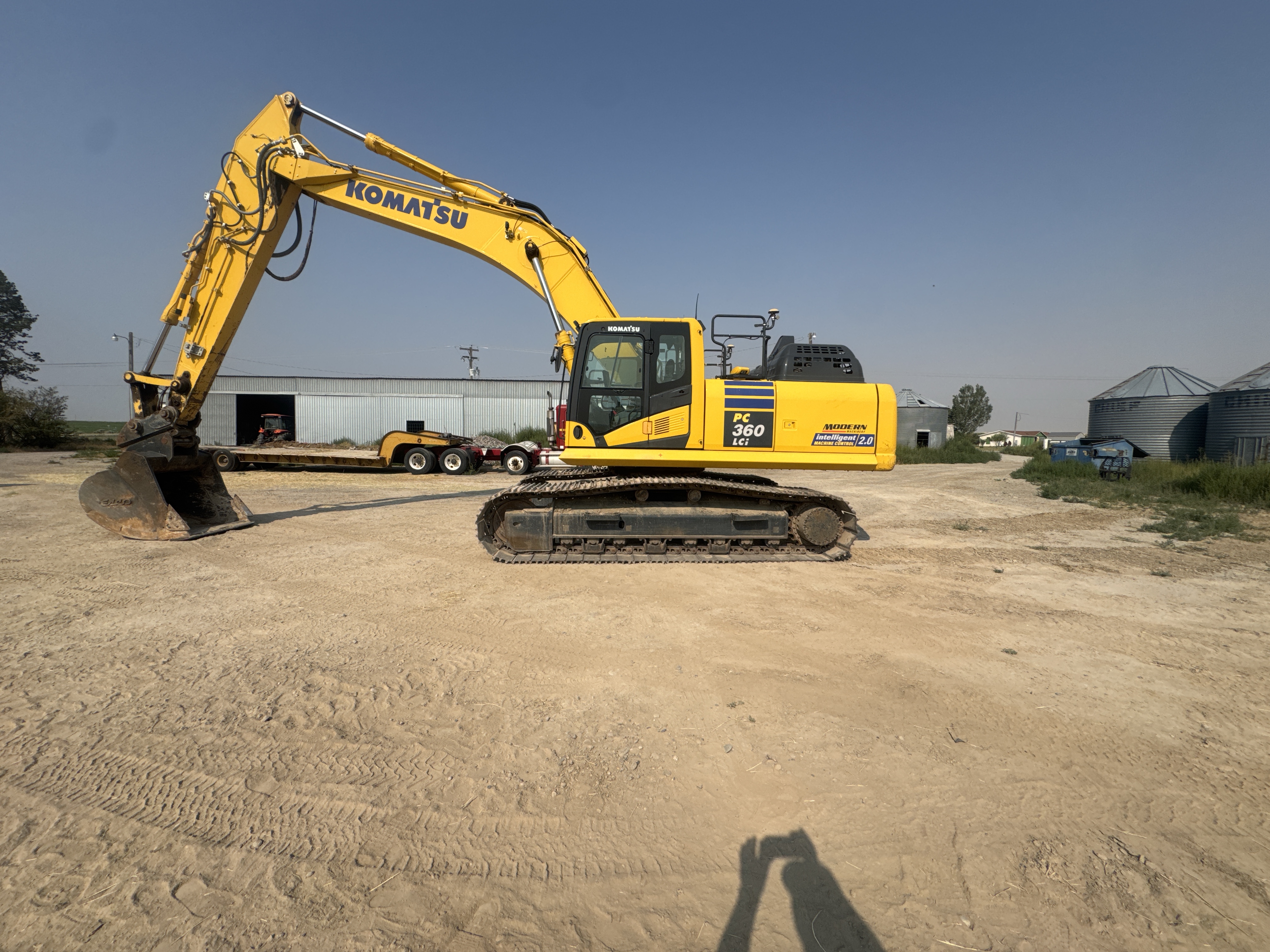 2023 Komatsu PC360LCI-11 Excavator - Image 5