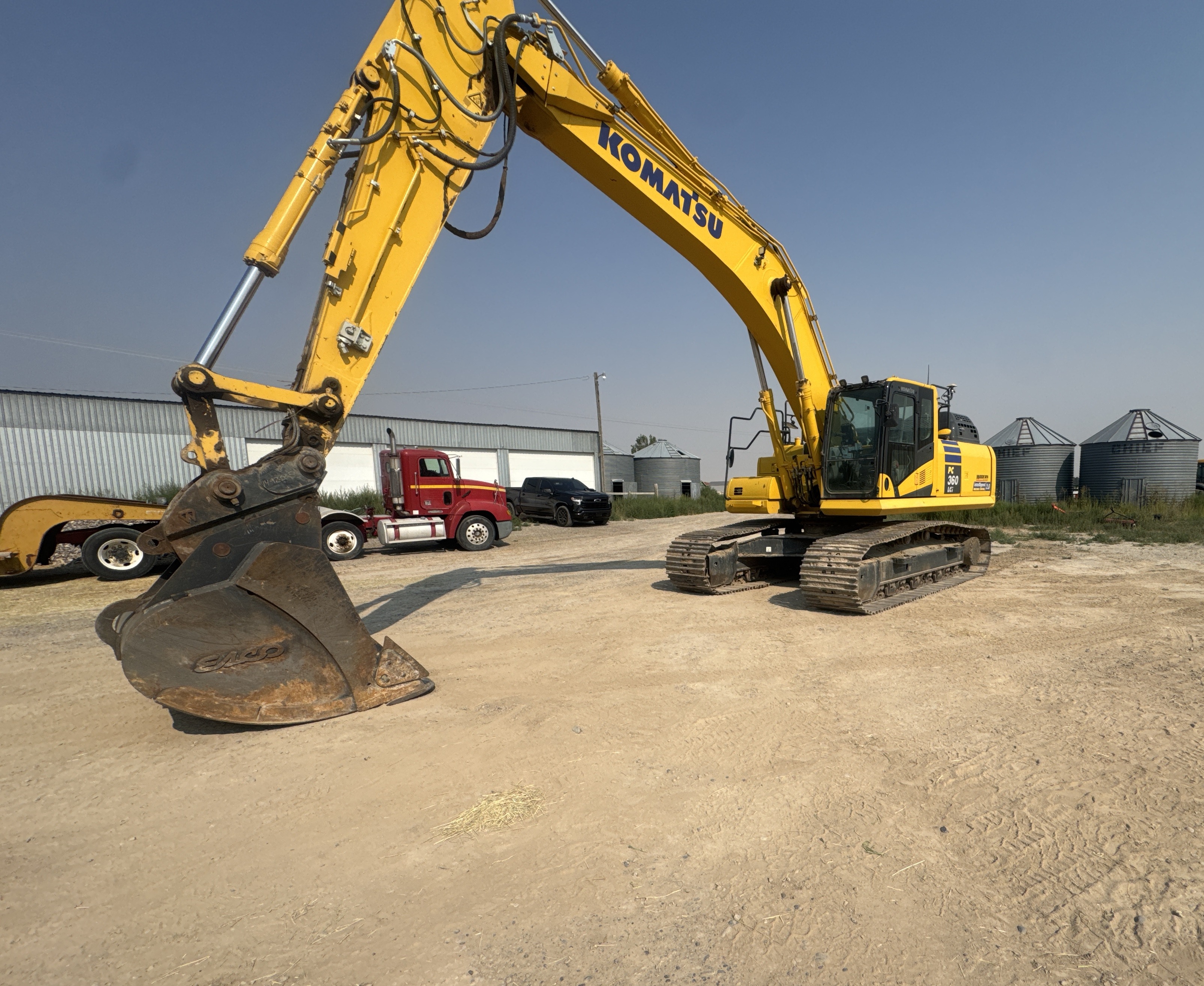 2023 Komatsu PC360LCI-11 Excavator