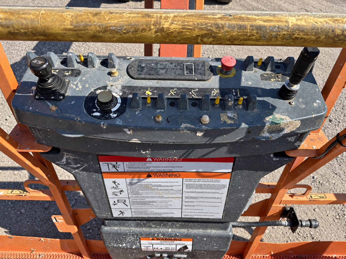 2007 JLG 460SJ Boom Lift - Image 12