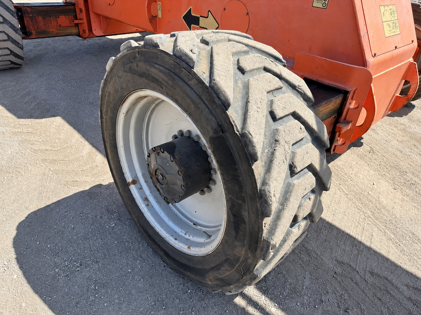 2007 JLG 1350SJP Boom Lift - Image 8