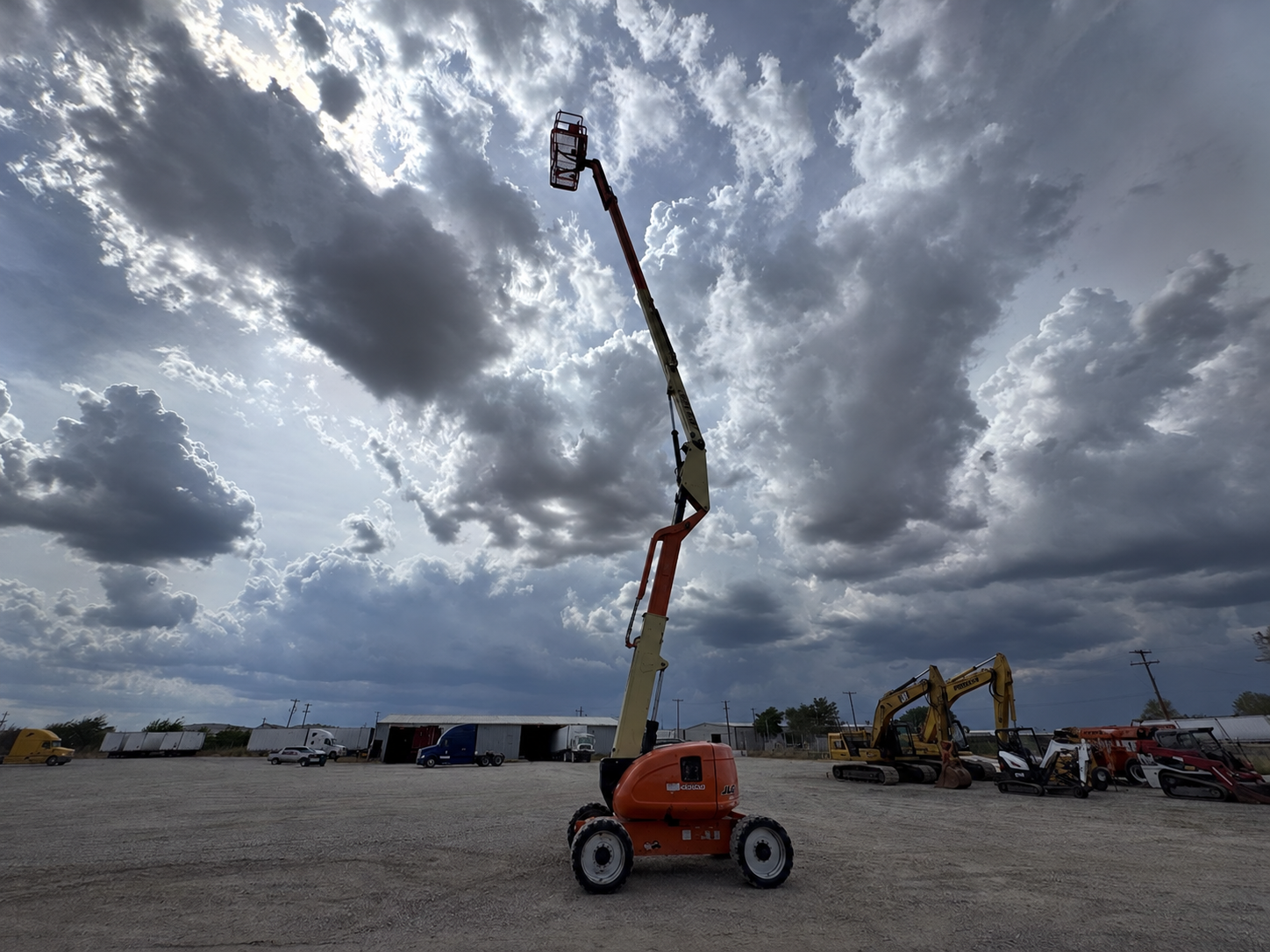 2008 JLG 600AJ 2WD Boom Lift - Image 3