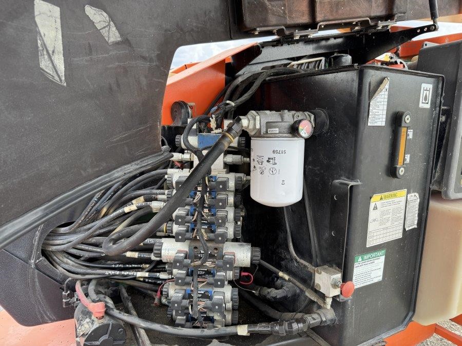 2008 JLG 600AJ 2WD Boom Lift - Image 11