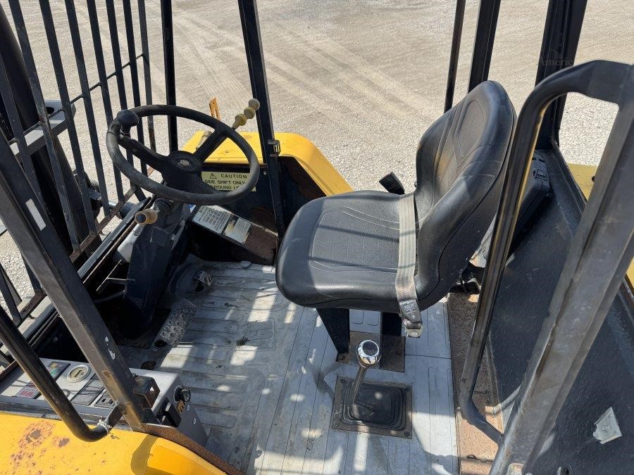 2009 JCB 930 Rough Terrain Forklift - Image 8
