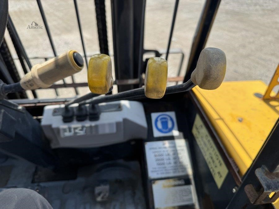 2009 JCB 930 Rough Terrain Forklift - Image 10