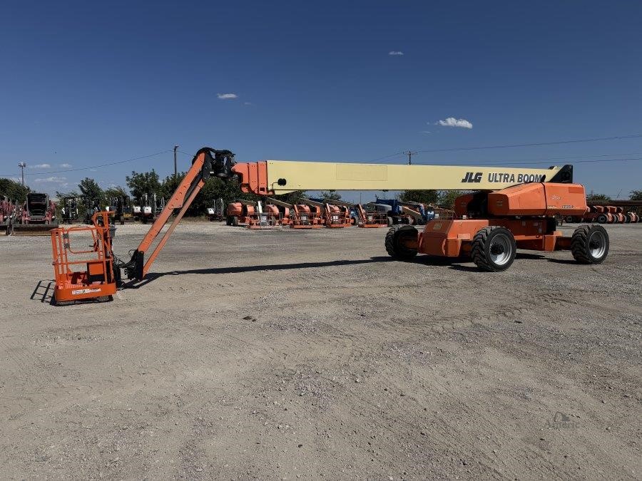 2010 JLG 1350SJP Boom Lift - Image 2