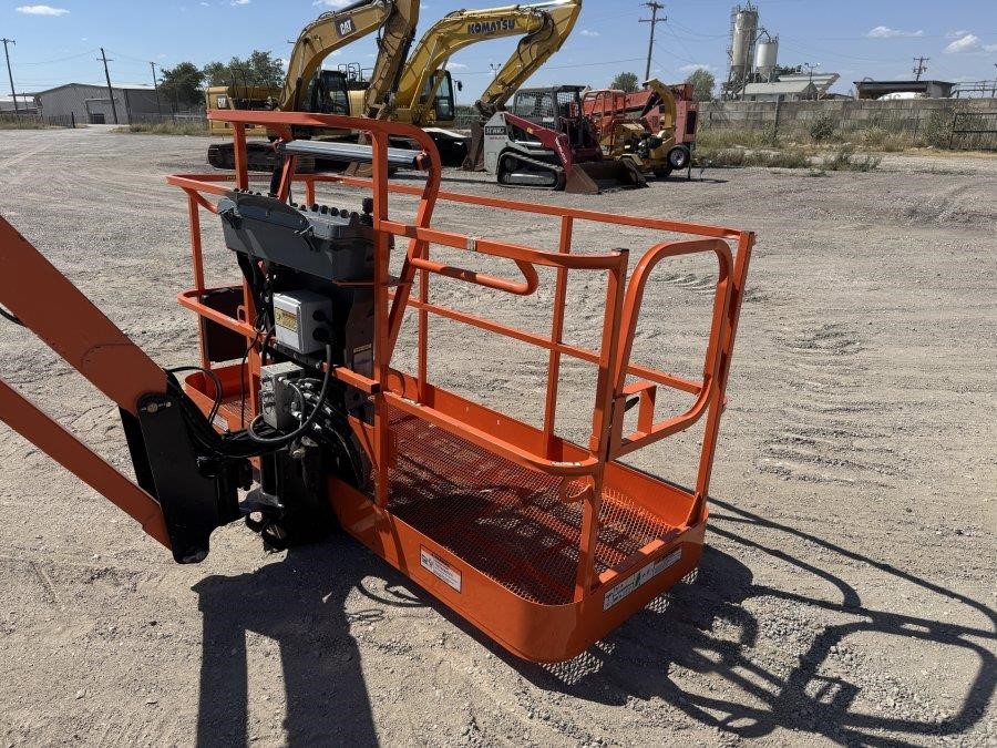 2010 JLG 1350SJP Boom Lift - Image 9