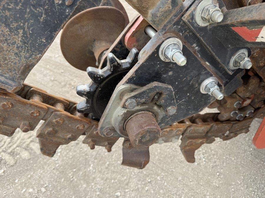 2015 Ditch Witch RT45 Ride-On Trencher - Image 14