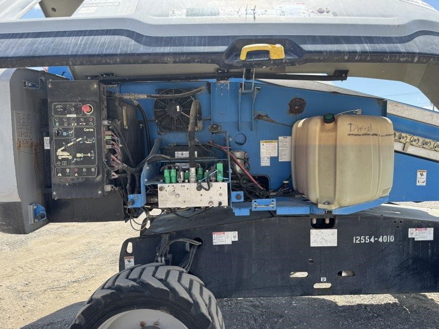 2017 Genie S-60XC Telescopic Boom Lift - Image 17