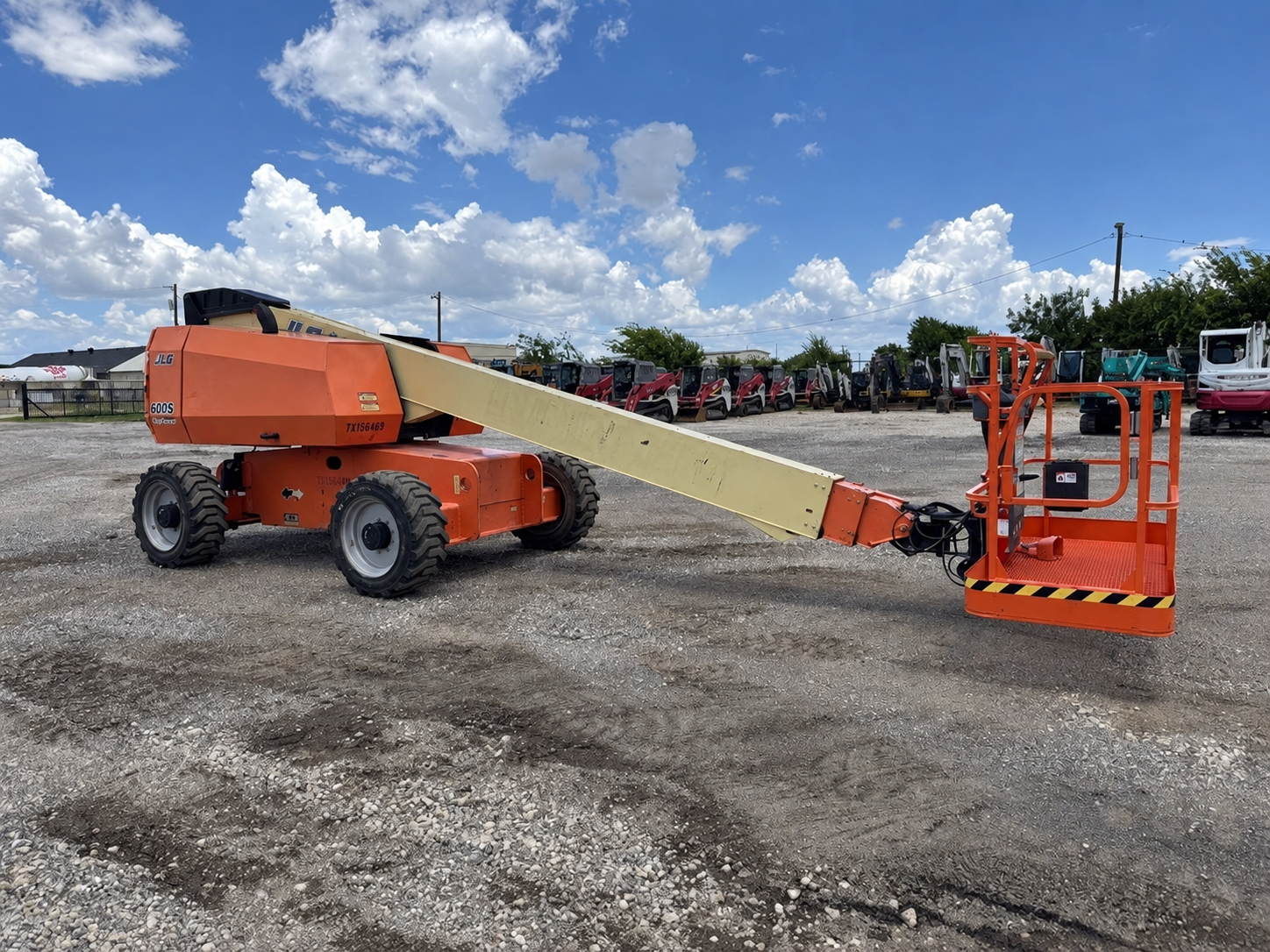 2017 JLG 600S 2WD Boom Lift