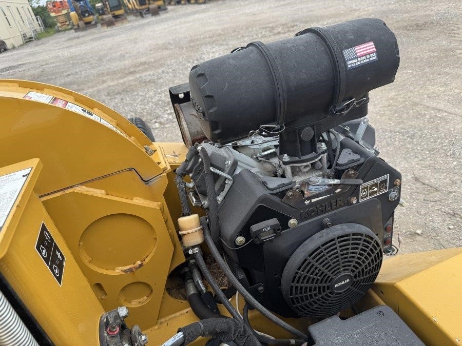 2021 Vermeer BC700XL Towable Wood Chipper - Image 11