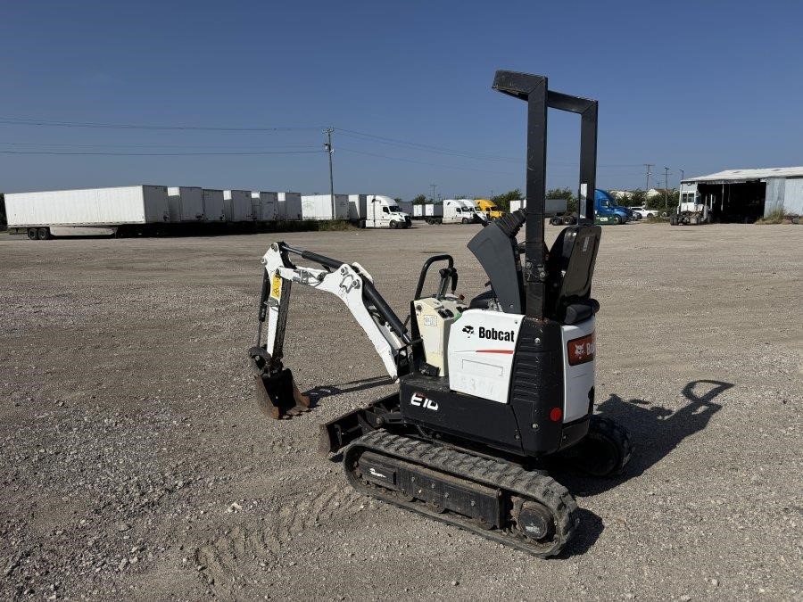 2022 Bobcat E10 Mini Excavator - Image 3