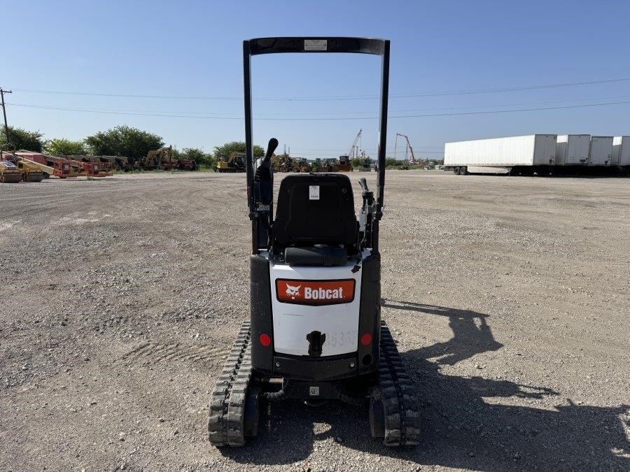 2022 Bobcat E10 Mini Excavator - Image 4