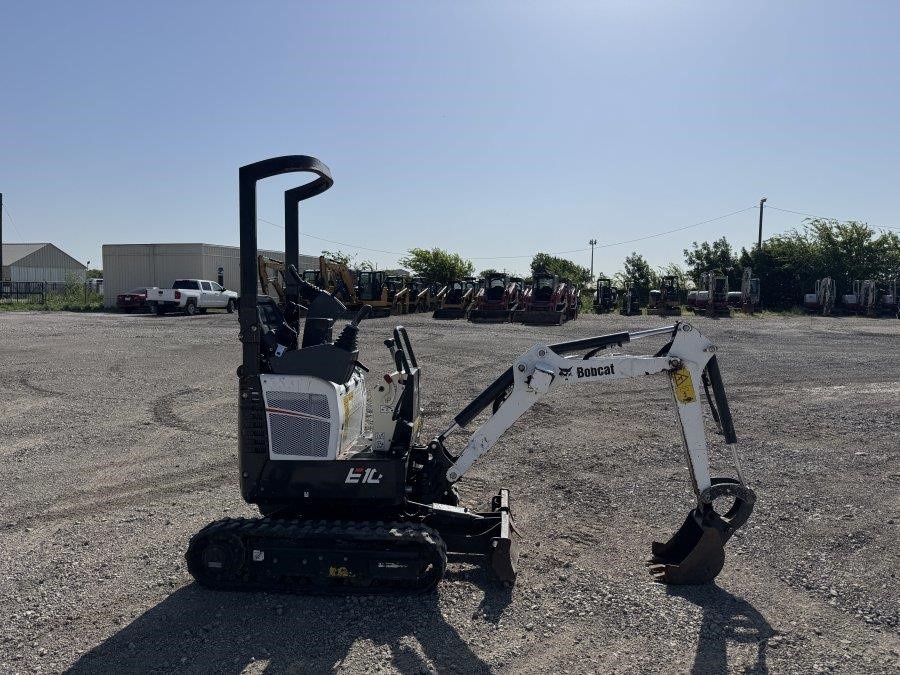 2022 Bobcat E10 Mini Excavator - Image 6