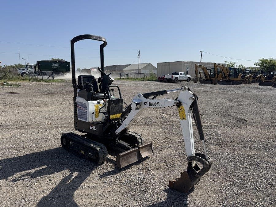 2022 Bobcat E10 Mini Excavator - Image 7