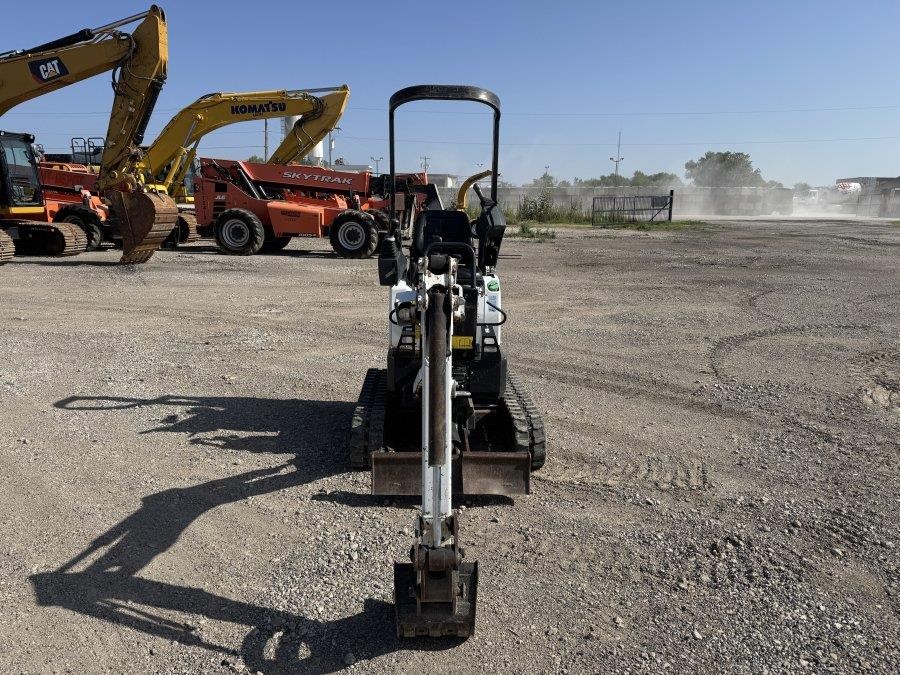 2022 Bobcat E10 Mini Excavator - Image 8