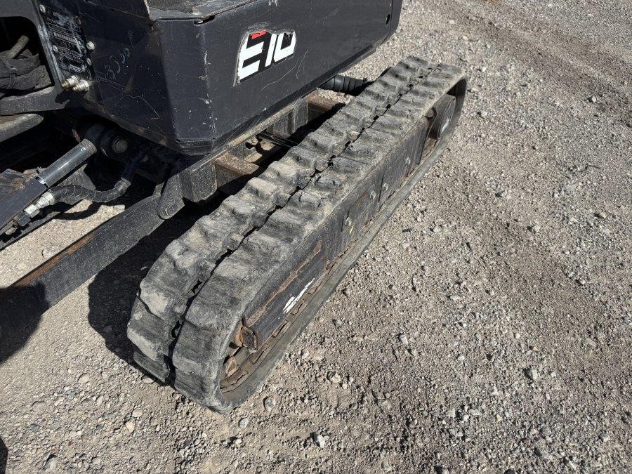 2022 Bobcat E10 Mini Excavator - Image 13