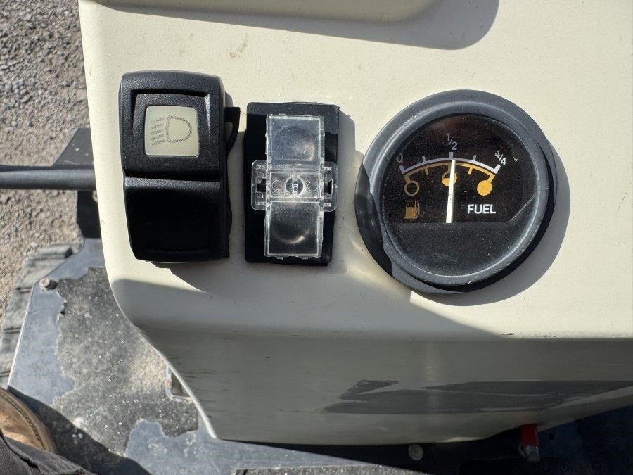 2022 Bobcat E10 Mini Excavator - Image 37