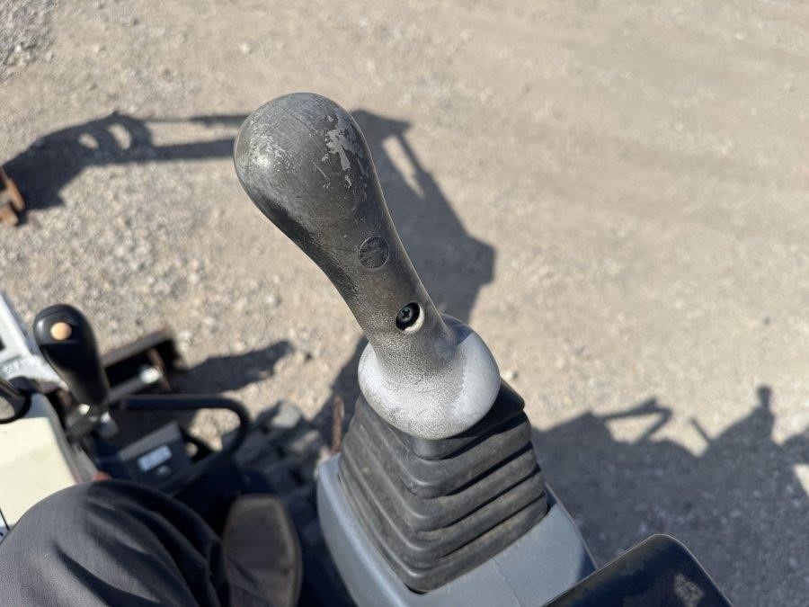 2022 Bobcat E10 Mini Excavator - Image 39