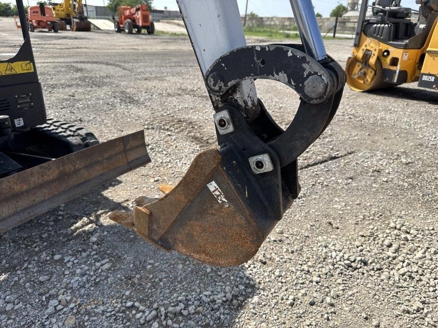 2021Bobcat E20 Mini Excavator - Image 22