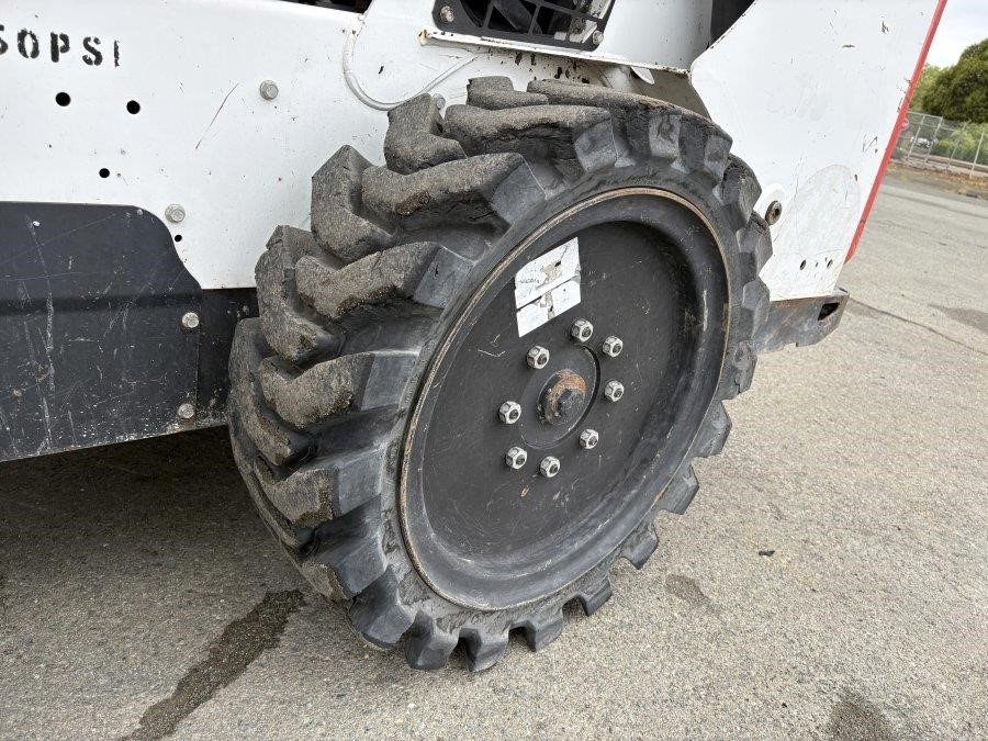 2020 Bobcat S570 Skid Steer Loader - Image 12