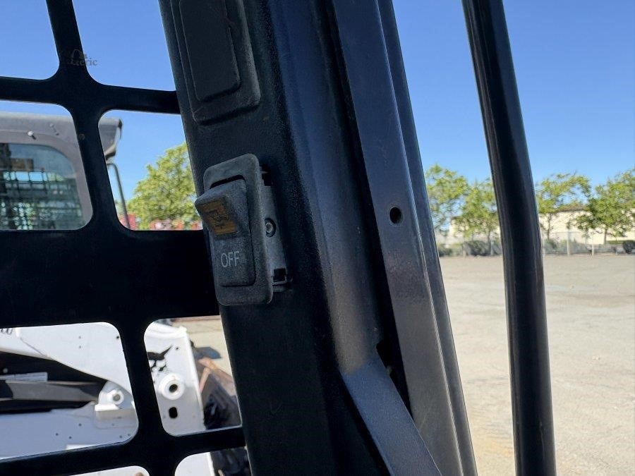 2019 Bobcat T770 Compact Track Loader - Image 25