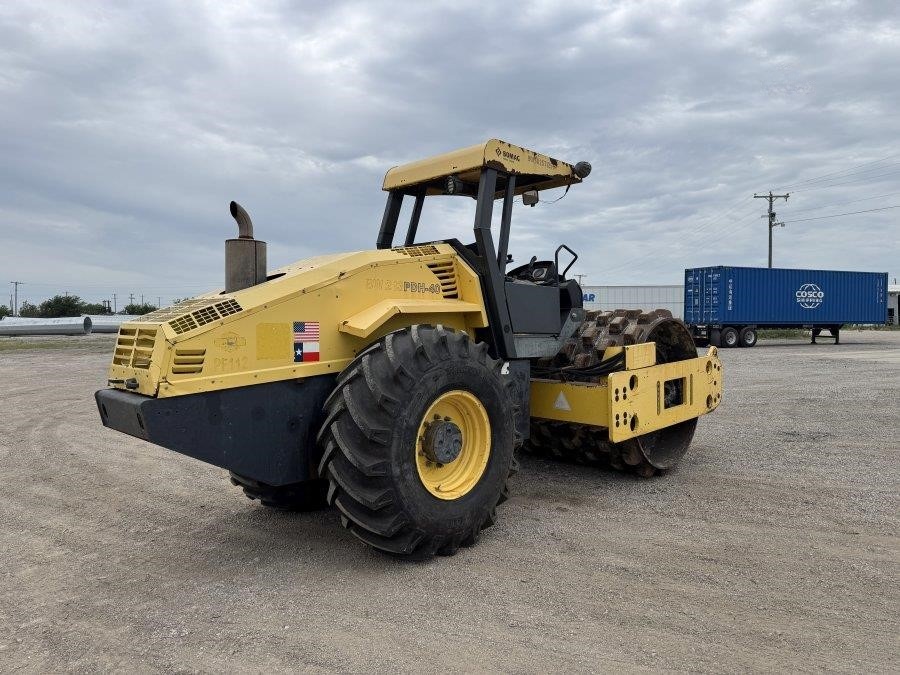 2012 BOMAG BW213PDH-40 Padfoot Compactor - Image 5
