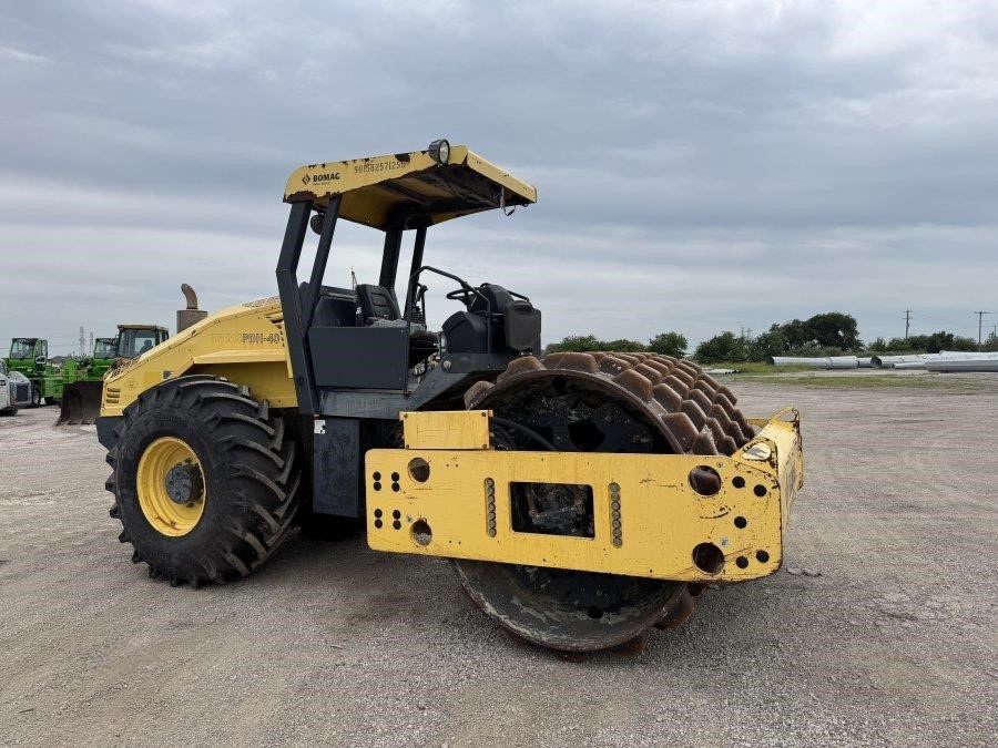 2012 BOMAG BW213PDH-40 Padfoot Compactor - Image 7