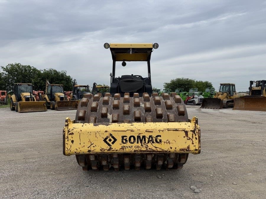 2012 BOMAG BW213PDH-40 Padfoot Compactor - Image 8